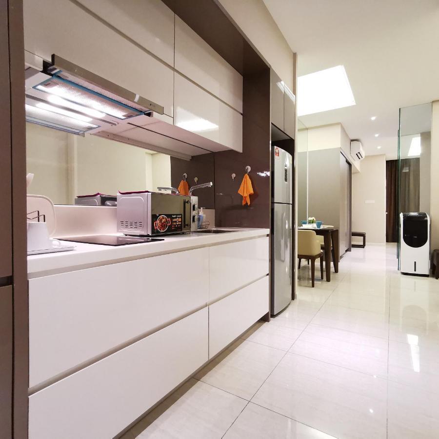 Sky Pool Elegant Suite @ Sri Hartamas Kuala Lumpur Dış mekan fotoğraf
