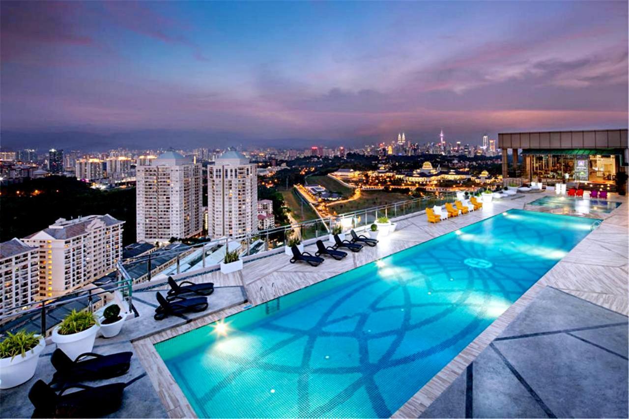 Sky Pool Elegant Suite @ Sri Hartamas Kuala Lumpur Dış mekan fotoğraf